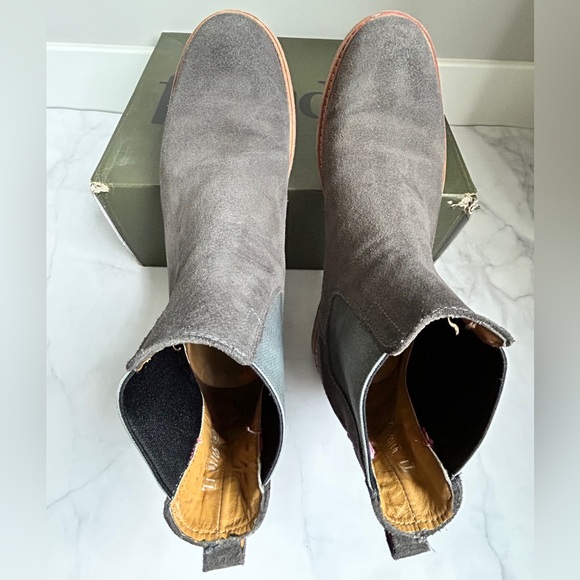 Floyd Suede Chelsea Boots - Sz 11 - Picture 6 of 12